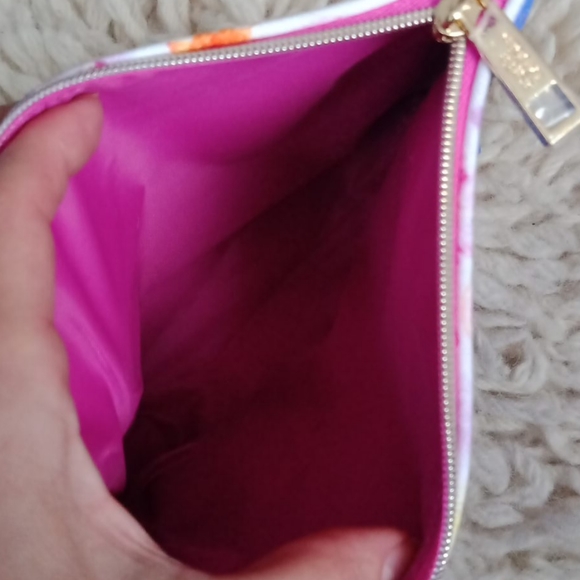 Estee Lauder cosmetic case - Picture 4 of 7